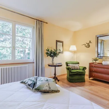 Villa Bassotta, A Charming
