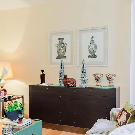 Bassotta, A Charming Villa Lucca